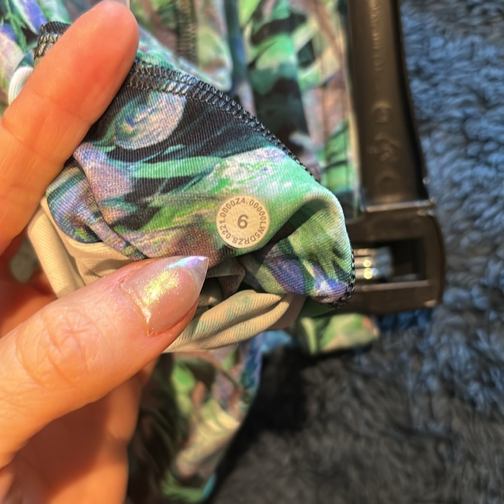 Lululemon Swift Speed 27in Size 6 - image 3